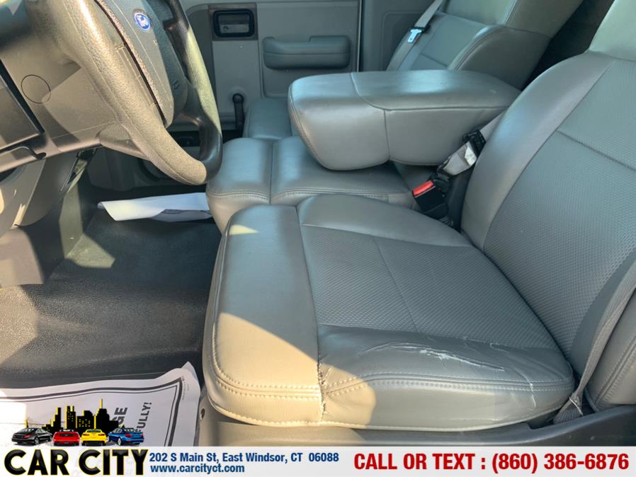 Used Ford F-150 2WD Reg Cab 126" XL 2007 | Car City LLC. East Windsor, Connecticut Used Ford F-150 2WD Reg Cab 126" XL 2007 | Car City LLC. East Windsor, Connecticut