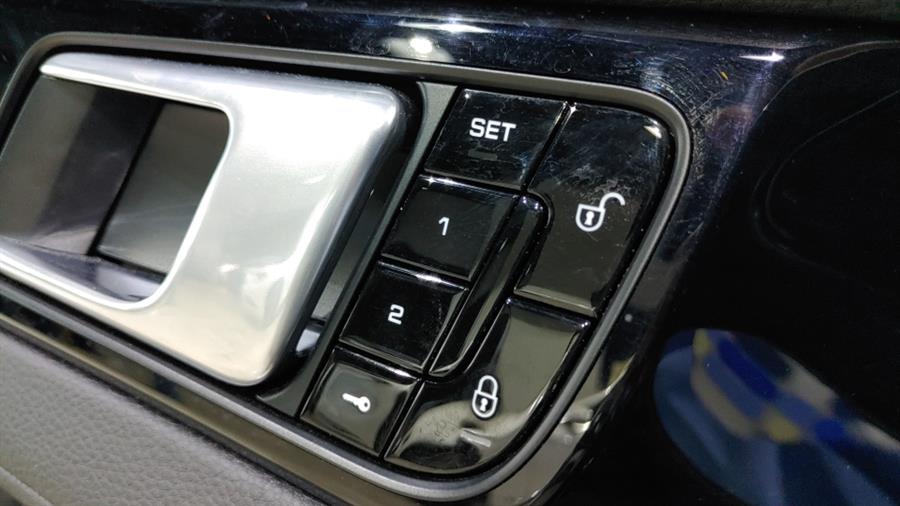 Used Porsche Panamera 4 AWD 2018 | Dream Car Gallery. Woodbury, New York Used Porsche Panamera 4 AWD 2018 | Dream Car Gallery. Woodbury, New York
