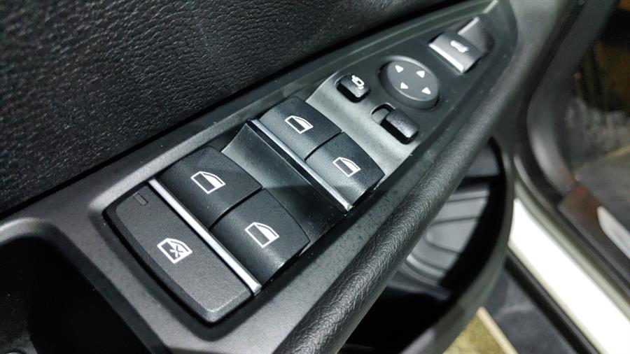 Used BMW X5 xDrive35i Sports Activity Vehicle 2018 | Dream Car Gallery. Woodbury, New York Used BMW X5 xDrive35i Sports Activity Vehicle 2018 | Dream Car Gallery. Woodbury, New York