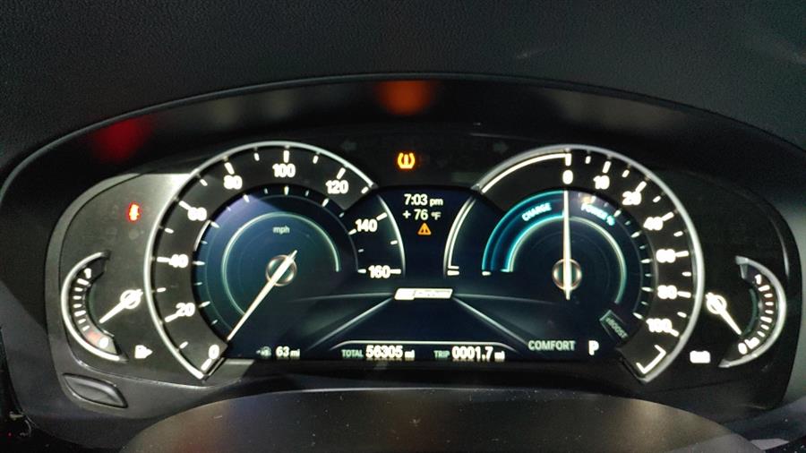Used BMW 5 Series 530e xDrive iPerformance Plug-In Hybrid 2018 | Dream Car Gallery. Woodbury, New York Used BMW 5 Series 530e xDrive iPerformance Plug-In Hybrid 2018 | Dream Car Gallery. Woodbury, New York