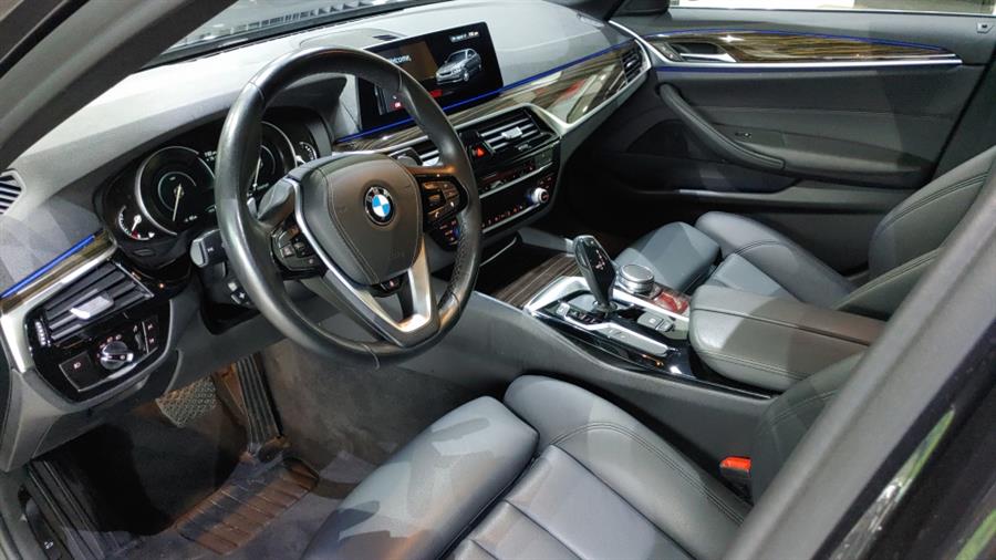 Used BMW 5 Series 530e xDrive iPerformance Plug-In Hybrid 2018 | Dream Car Gallery. Woodbury, New York Used BMW 5 Series 530e xDrive iPerformance Plug-In Hybrid 2018 | Dream Car Gallery. Woodbury, New York