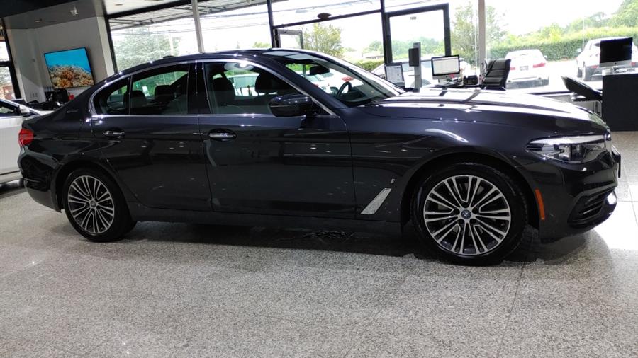 Used BMW 5 Series 530e xDrive iPerformance Plug-In Hybrid 2018 | Dream Car Gallery. Woodbury, New York Used BMW 5 Series 530e xDrive iPerformance Plug-In Hybrid 2018 | Dream Car Gallery. Woodbury, New York