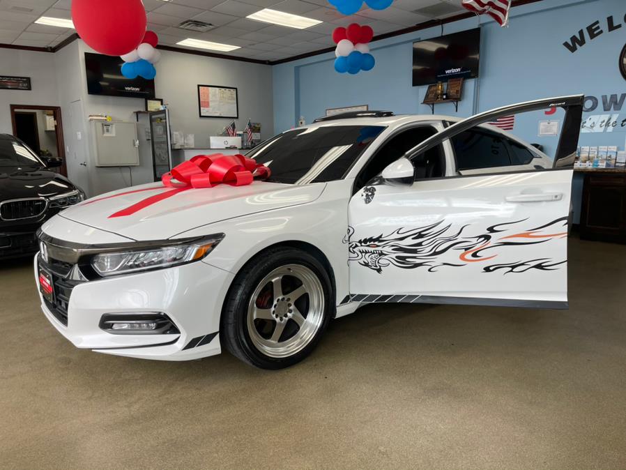 2019 Honda Accord Sedan Sport 2.0T Manual, available for sale in Inwood, New York | 5 Towns Drive. Inwood, New York 2019 Honda Accord Sedan Sport 2.0T Manual, available for sale in Inwood, New York | 5 Towns Drive. Inwood, New York
