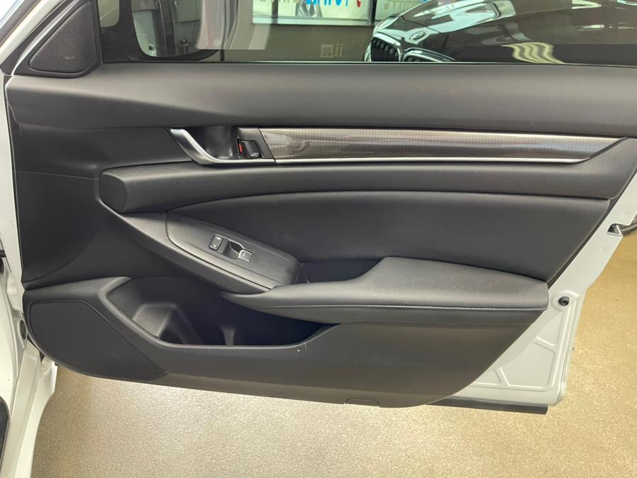 2019 Honda Accord Sedan Sport 2.0T Manual, available for sale in Inwood, New York | 5 Towns Drive. Inwood, New York 2019 Honda Accord Sedan Sport 2.0T Manual, available for sale in Inwood, New York | 5 Towns Drive. Inwood, New York