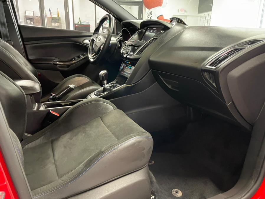 Used Ford Focus RS RS Hatch 2018 | Jamaica 26 Motors. Hollis, New York Used Ford Focus RS RS Hatch 2018 | Jamaica 26 Motors. Hollis, New York