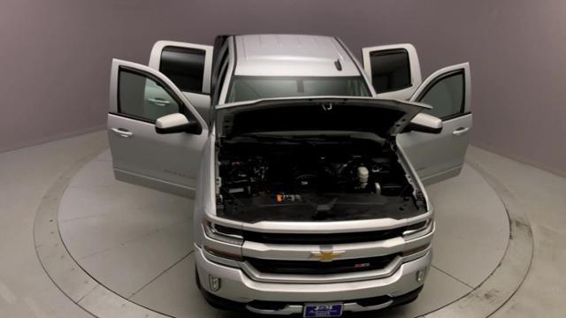 2017 Chevrolet Silverado 1500 4WD Double Cab 143.5 LT w/2LT, available for sale in Naugatuck, Connecticut | J&M Automotive Sls&Svc LLC. Naugatuck, Connecticut 2017 Chevrolet Silverado 1500 4WD Double Cab 143.5 LT w/2LT, available for sale in Naugatuck, Connecticut | J&M Automotive Sls&Svc LLC. Naugatuck, Connecticut