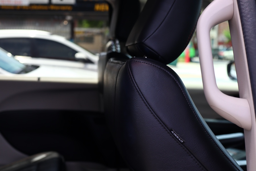 Used Chrysler Pacifica Touring L FWD 2018 | Hillside Auto Mall Inc.. Jamaica, New York Used Chrysler Pacifica Touring L FWD 2018 | Hillside Auto Mall Inc.. Jamaica, New York