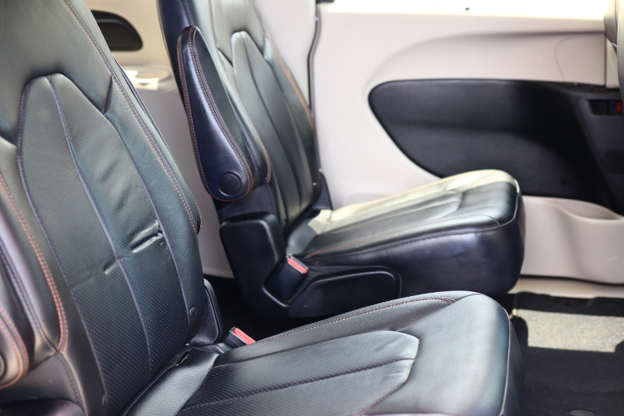 Used Chrysler Pacifica Touring L FWD 2018 | Hillside Auto Mall Inc.. Jamaica, New York Used Chrysler Pacifica Touring L FWD 2018 | Hillside Auto Mall Inc.. Jamaica, New York