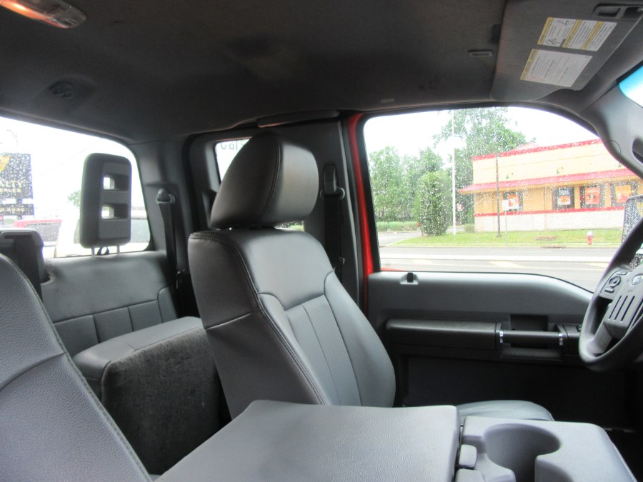 Used Ford Super Duty F-350 SRW 4WD SuperCab 158" XL 2016 | Royalty Auto Sales. Little Ferry, New Jersey Used Ford Super Duty F-350 SRW 4WD SuperCab 158" XL 2016 | Royalty Auto Sales. Little Ferry, New Jersey