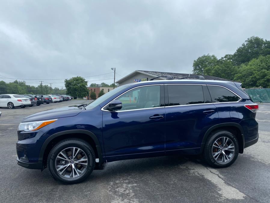 Used Toyota Highlander AWD 4dr V6 XLE (Natl) 2016 | Tru Auto Mall. Berlin, Connecticut Used Toyota Highlander AWD 4dr V6 XLE (Natl) 2016 | Tru Auto Mall. Berlin, Connecticut