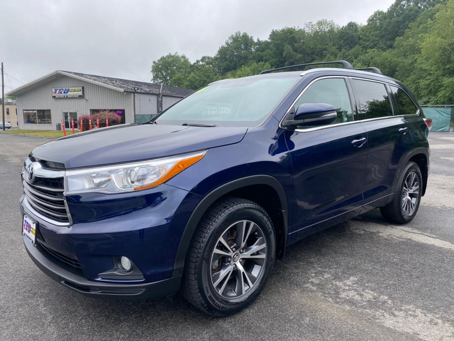 Used Toyota Highlander AWD 4dr V6 XLE (Natl) 2016 | Tru Auto Mall. Berlin, Connecticut Used Toyota Highlander AWD 4dr V6 XLE (Natl) 2016 | Tru Auto Mall. Berlin, Connecticut