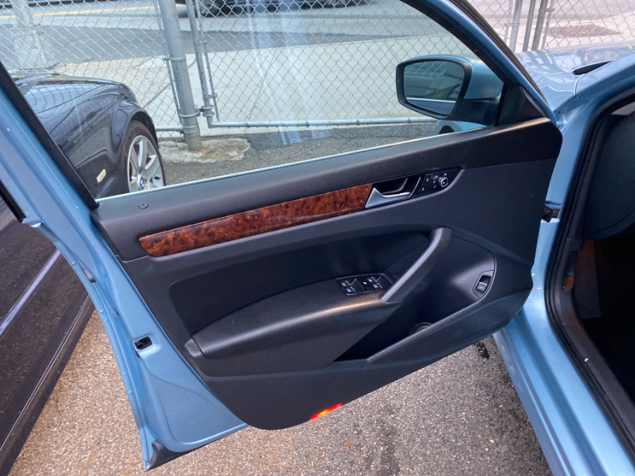 2013 Volkswagen Passat 4dr Sdn 2.5L Auto SEL Premium PZEV, available for sale in Middle Village, New York | Middle Village Motors . Middle Village, New York 2013 Volkswagen Passat 4dr Sdn 2.5L Auto SEL Premium PZEV, available for sale in Middle Village, New York | Middle Village Motors . Middle Village, New York