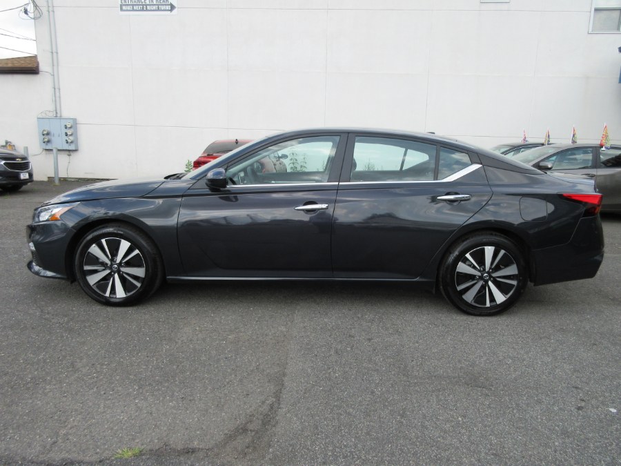 2021 Nissan Altima 2.5 SV Sedan, available for sale in Linden, New Jersey | Route 27 Auto Mall. Linden, New Jersey 2021 Nissan Altima 2.5 SV Sedan, available for sale in Linden, New Jersey | Route 27 Auto Mall. Linden, New Jersey
