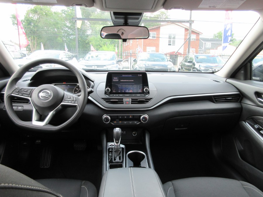 2021 Nissan Altima 2.5 SV Sedan, available for sale in Linden, New Jersey | Route 27 Auto Mall. Linden, New Jersey 2021 Nissan Altima 2.5 SV Sedan, available for sale in Linden, New Jersey | Route 27 Auto Mall. Linden, New Jersey
