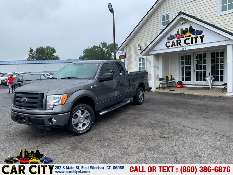 2010 Ford F-150 2WD SuperCab 145" XL, available for sale in East Windsor, Connecticut | Car City LLC. East Windsor, Connecticut