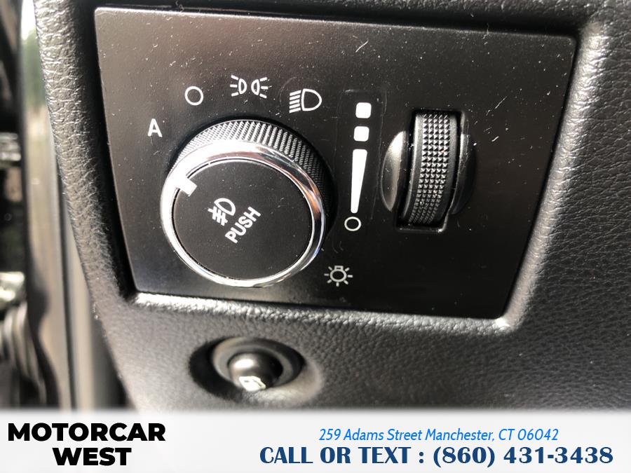 2012 Jeep Grand Cherokee 4WD 4dr Overland, available for sale in Manchester, Connecticut | Motorcar West. Manchester, Connecticut 2012 Jeep Grand Cherokee 4WD 4dr Overland, available for sale in Manchester, Connecticut | Motorcar West. Manchester, Connecticut
