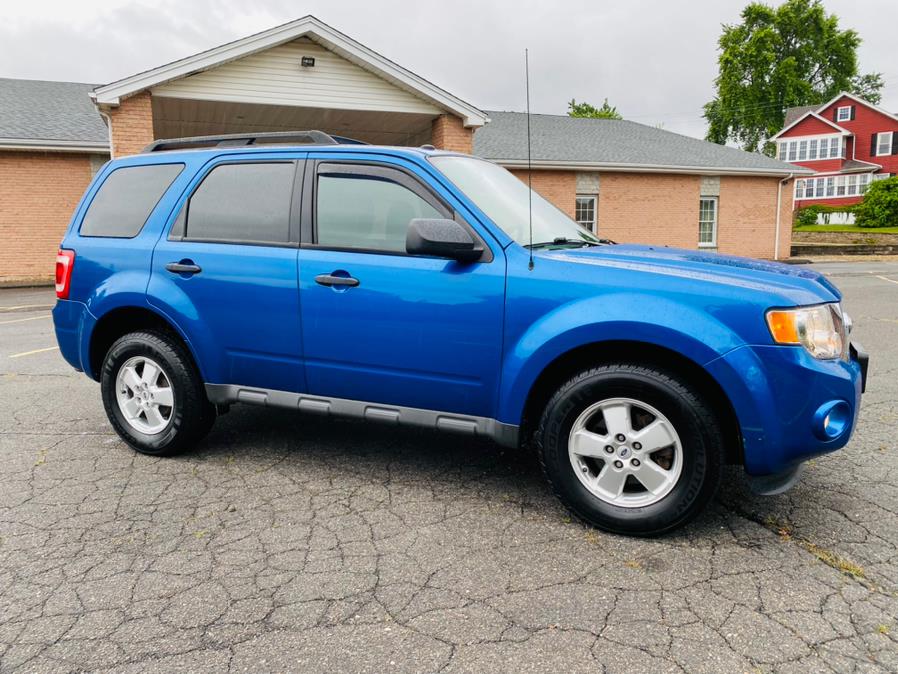 Used Ford Escape 4WD 4dr XLT 2012 | Supreme Automotive. New Britain, Connecticut Used Ford Escape 4WD 4dr XLT 2012 | Supreme Automotive. New Britain, Connecticut