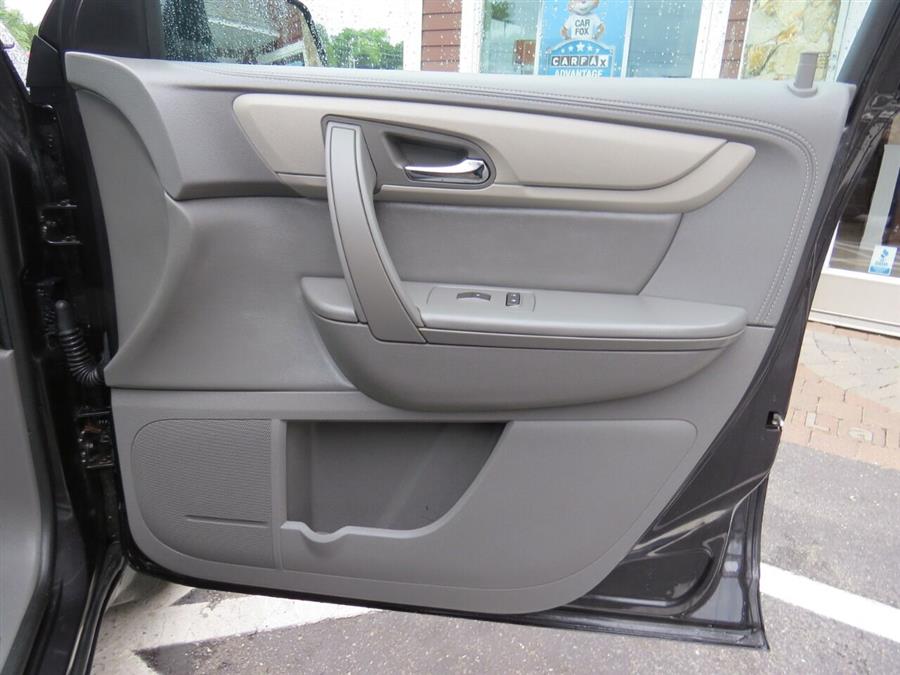 Used Chevrolet Traverse LS AWD 4dr SUV 2017 | Lake City Exports Inc. Auburn, Maine Used Chevrolet Traverse LS AWD 4dr SUV 2017 | Lake City Exports Inc. Auburn, Maine