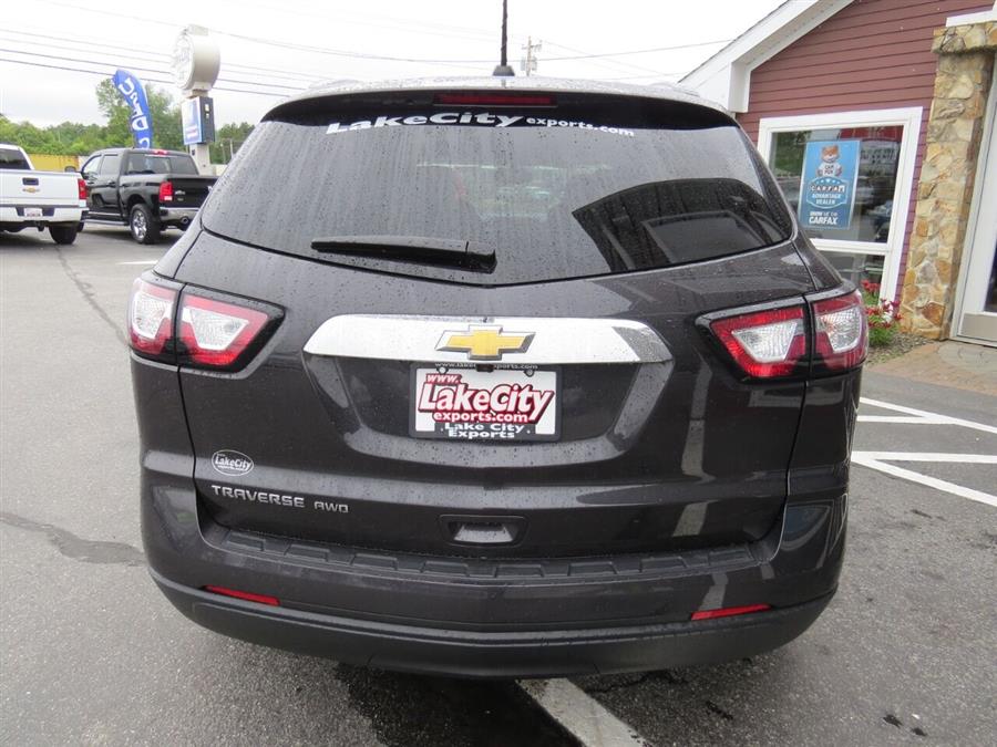 Used Chevrolet Traverse LS AWD 4dr SUV 2017 | Lake City Exports Inc. Auburn, Maine Used Chevrolet Traverse LS AWD 4dr SUV 2017 | Lake City Exports Inc. Auburn, Maine