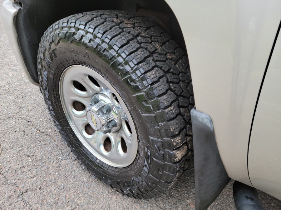 Used Chevrolet Silverado 1500 4WD Ext Cab 143.5" LT w/1LT 2007 | Toro Auto. East Windsor, Connecticut Used Chevrolet Silverado 1500 4WD Ext Cab 143.5" LT w/1LT 2007 | Toro Auto. East Windsor, Connecticut