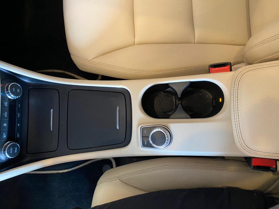 2014 Mercedes-Benz CLA-Class 4dr Sdn CLA250 FWD, available for sale in West Hartford, Connecticut | AutoMax. West Hartford, Connecticut 2014 Mercedes-Benz CLA-Class 4dr Sdn CLA250 FWD, available for sale in West Hartford, Connecticut | AutoMax. West Hartford, Connecticut