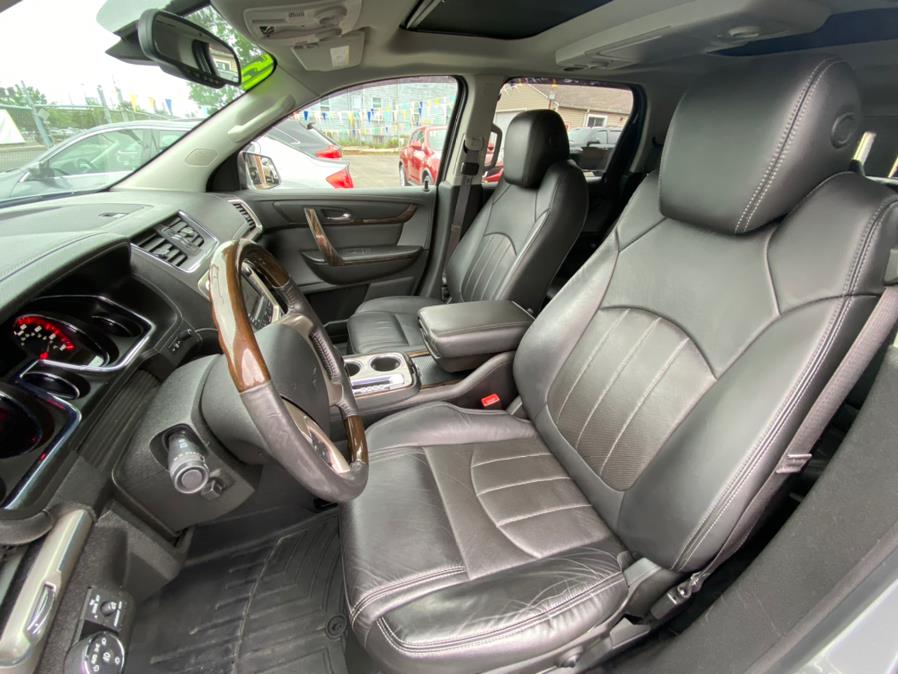 Used GMC Acadia AWD 4dr Denali 2015 | VEB Auto Sales. Hartford, Connecticut Used GMC Acadia AWD 4dr Denali 2015 | VEB Auto Sales. Hartford, Connecticut