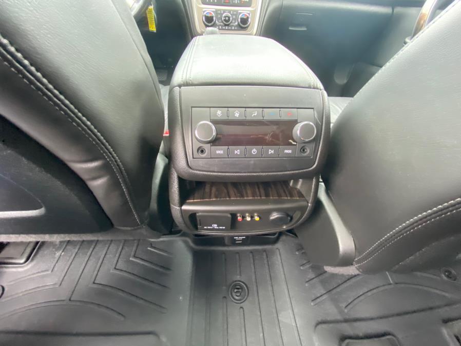 Used GMC Acadia AWD 4dr Denali 2015 | VEB Auto Sales. Hartford, Connecticut Used GMC Acadia AWD 4dr Denali 2015 | VEB Auto Sales. Hartford, Connecticut