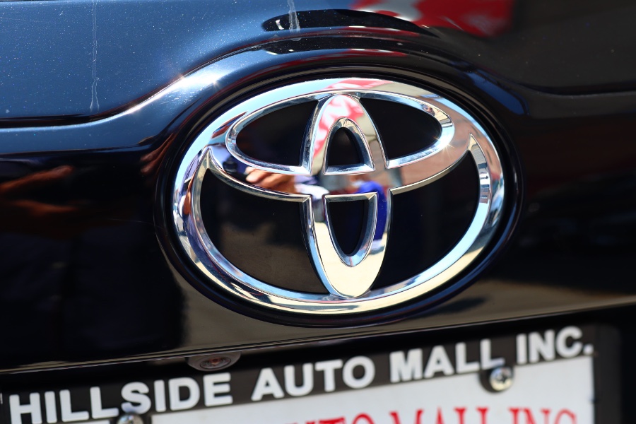Used Toyota Highlander XLE V6 AWD (Natl) 2019 | Hillside Auto Mall Inc.. Jamaica, New York Used Toyota Highlander XLE V6 AWD (Natl) 2019 | Hillside Auto Mall Inc.. Jamaica, New York