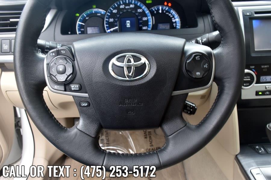 2014 Toyota Camry Hybrid 4dr Sdn XLE *Ltd Avail*, available for sale in Waterbury, Connecticut | Highline Car Connection. Waterbury, Connecticut 2014 Toyota Camry Hybrid 4dr Sdn XLE *Ltd Avail*, available for sale in Waterbury, Connecticut | Highline Car Connection. Waterbury, Connecticut