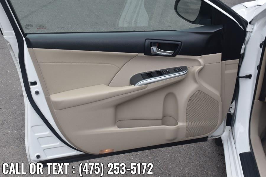 2014 Toyota Camry Hybrid 4dr Sdn XLE *Ltd Avail*, available for sale in Waterbury, Connecticut | Highline Car Connection. Waterbury, Connecticut 2014 Toyota Camry Hybrid 4dr Sdn XLE *Ltd Avail*, available for sale in Waterbury, Connecticut | Highline Car Connection. Waterbury, Connecticut