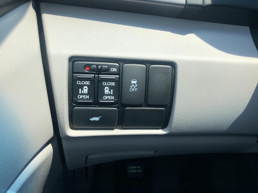 Used Honda Odyssey 5dr EX-L 2013 | Signature Auto Sales. Franklin Square, New York Used Honda Odyssey 5dr EX-L 2013 | Signature Auto Sales. Franklin Square, New York
