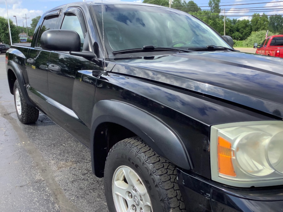 Used Dodge Dakota 4dr Quad Cab 131 4WD SLT 2006 | Marsh Auto Sales LLC. Ortonville, Michigan Used Dodge Dakota 4dr Quad Cab 131 4WD SLT 2006 | Marsh Auto Sales LLC. Ortonville, Michigan