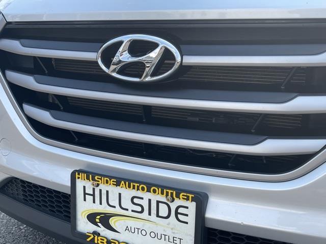 Used Hyundai Tucson SE 2018 | Hillside Auto Outlet. Jamaica, New York Used Hyundai Tucson SE 2018 | Hillside Auto Outlet. Jamaica, New York