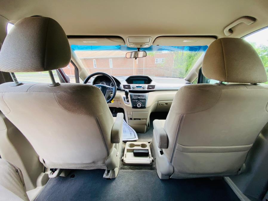 Used Honda Odyssey 5dr LX 2011 | Supreme Automotive. New Britain, Connecticut Used Honda Odyssey 5dr LX 2011 | Supreme Automotive. New Britain, Connecticut