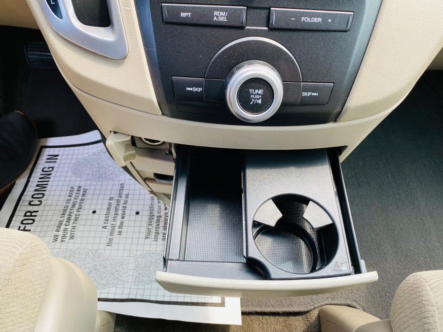 Used Honda Odyssey 5dr LX 2011 | Supreme Automotive. New Britain, Connecticut Used Honda Odyssey 5dr LX 2011 | Supreme Automotive. New Britain, Connecticut