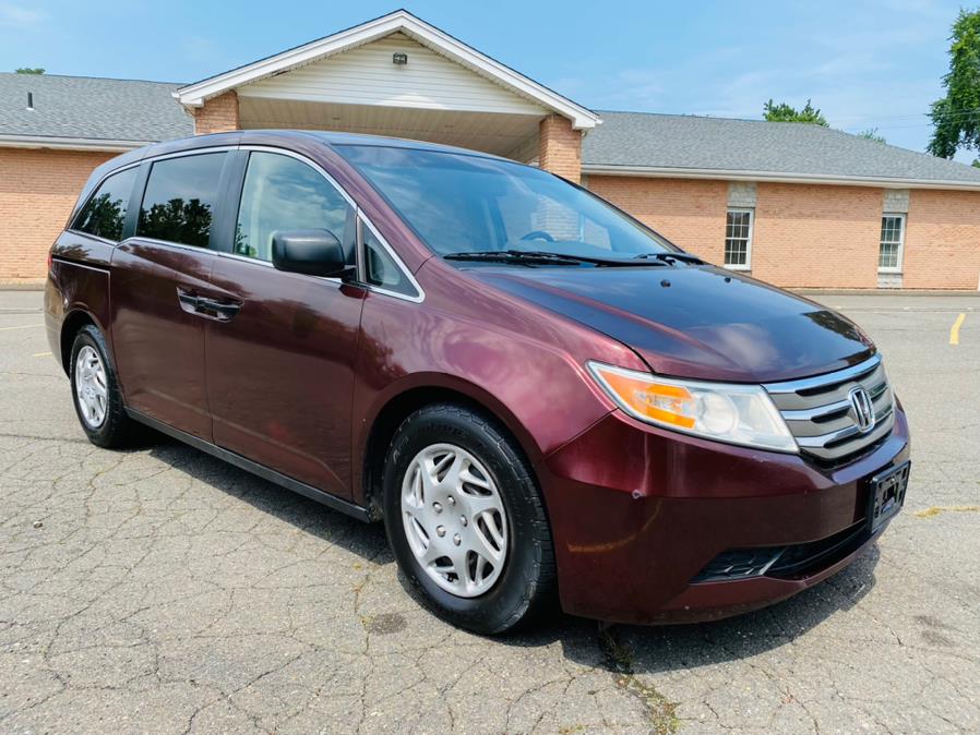 2011 Honda Odyssey 5dr LX, available for sale in New Britain, Connecticut | Supreme Automotive. New Britain, Connecticut