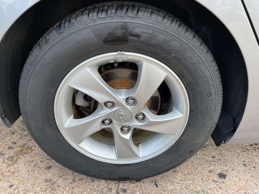 2014 Hyundai Elantra 4dr Sdn Auto SE (Ulsan Plant), available for sale in Manchester, Connecticut | Carsonmain LLC. Manchester, Connecticut 2014 Hyundai Elantra 4dr Sdn Auto SE (Ulsan Plant), available for sale in Manchester, Connecticut | Carsonmain LLC. Manchester, Connecticut
