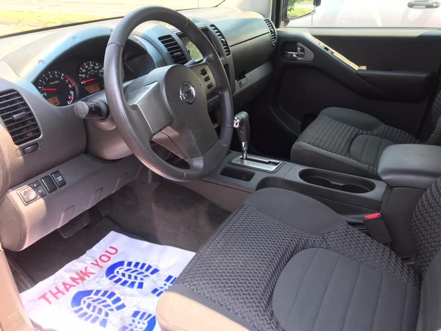2006 Nissan Frontier SE King Cab V6 Manual 4WD, available for sale in New Britain, Connecticut | Diamond Brite Car Care LLC. New Britain, Connecticut 2006 Nissan Frontier SE King Cab V6 Manual 4WD, available for sale in New Britain, Connecticut | Diamond Brite Car Care LLC. New Britain, Connecticut