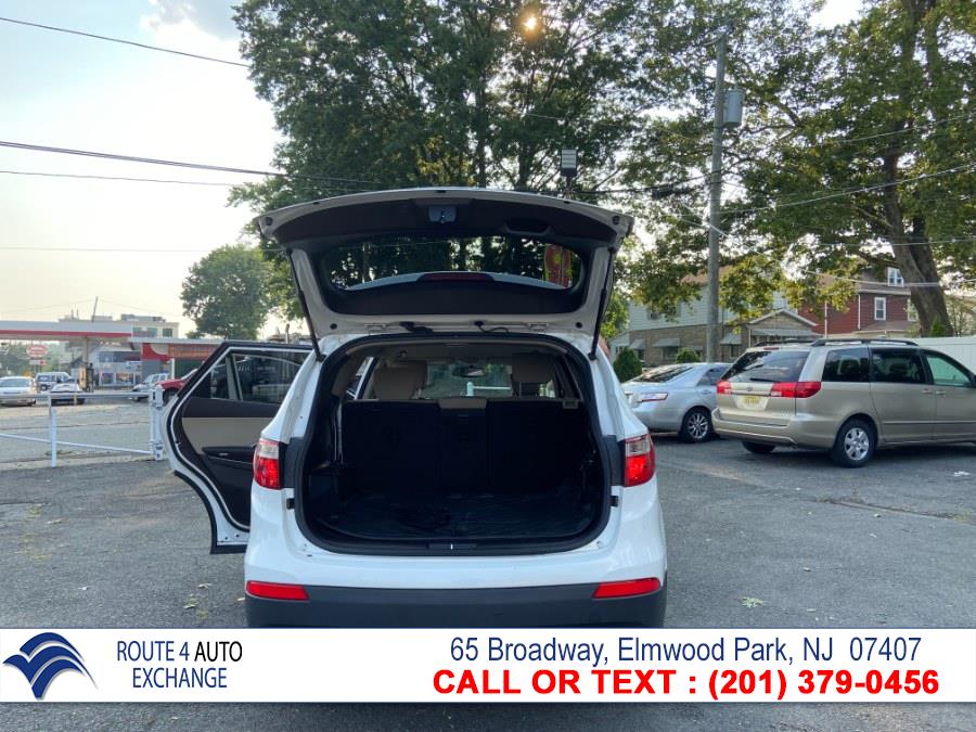 Used Hyundai Santa Fe AWD 4dr GLS 2014 | Route 4 Auto Exchange. Elmwood Park, New Jersey Used Hyundai Santa Fe AWD 4dr GLS 2014 | Route 4 Auto Exchange. Elmwood Park, New Jersey