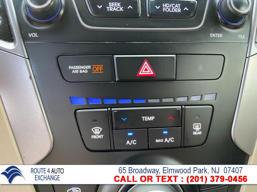 Used Hyundai Santa Fe AWD 4dr GLS 2014 | Route 4 Auto Exchange. Elmwood Park, New Jersey Used Hyundai Santa Fe AWD 4dr GLS 2014 | Route 4 Auto Exchange. Elmwood Park, New Jersey