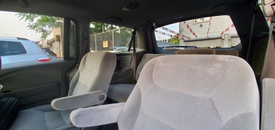 Used Honda Odyssey 5dr LX 2009 | Rubber Bros Auto World. Brooklyn, New York Used Honda Odyssey 5dr LX 2009 | Rubber Bros Auto World. Brooklyn, New York