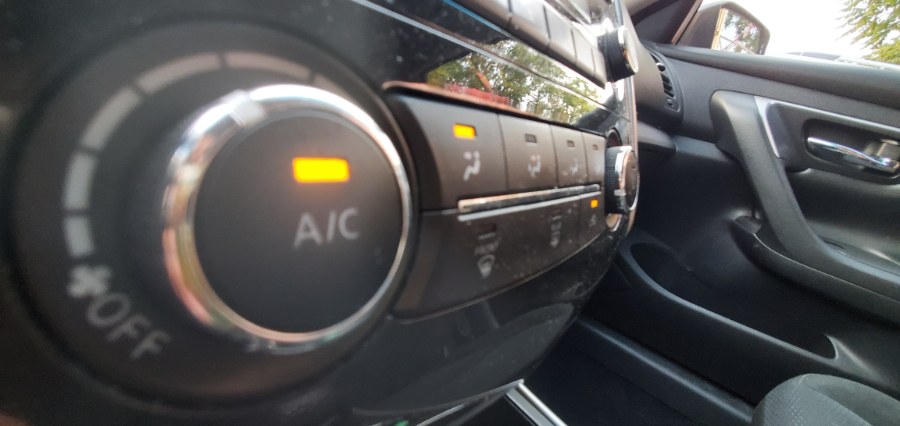 Used Nissan Altima 4dr Sdn I4 2.5 S 2015 | Rubber Bros Auto World. Brooklyn, New York Used Nissan Altima 4dr Sdn I4 2.5 S 2015 | Rubber Bros Auto World. Brooklyn, New York