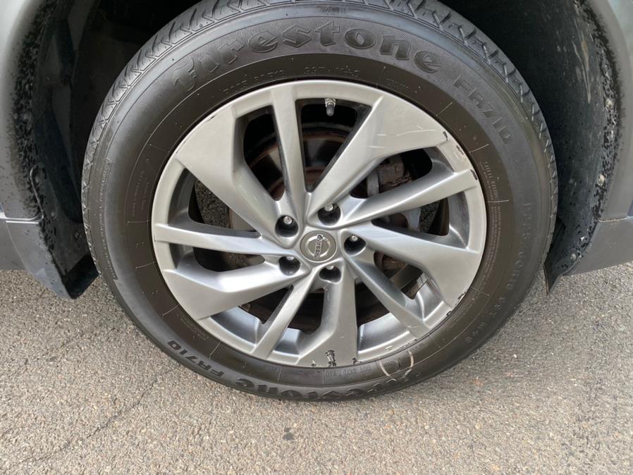 Used Nissan Rogue AWD 4dr SV 2015 | Supreme Automotive. New Britain, Connecticut Used Nissan Rogue AWD 4dr SV 2015 | Supreme Automotive. New Britain, Connecticut