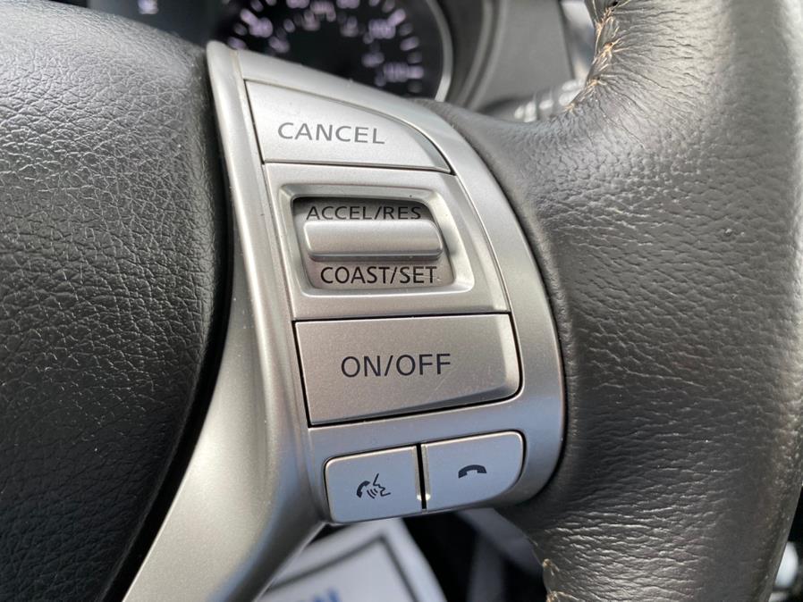 Used Nissan Rogue AWD 4dr SV 2015 | Supreme Automotive. New Britain, Connecticut Used Nissan Rogue AWD 4dr SV 2015 | Supreme Automotive. New Britain, Connecticut