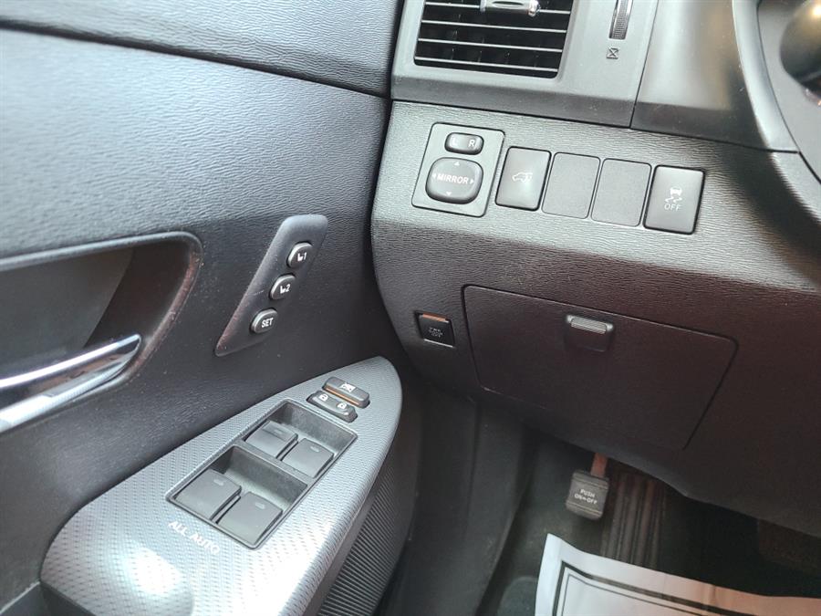 Used Toyota Venza 4dr Wgn AWD XLE 2013 | National Auto Brokers, Inc.. Waterbury, Connecticut Used Toyota Venza 4dr Wgn AWD XLE 2013 | National Auto Brokers, Inc.. Waterbury, Connecticut