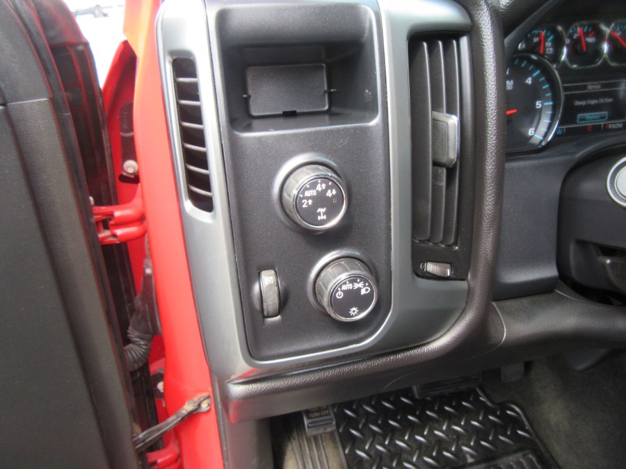 Used Chevrolet Silverado 1500 4WD Crew Cab 143.5" LT w/1LT 2015 | Royalty Auto Sales. Little Ferry, New Jersey Used Chevrolet Silverado 1500 4WD Crew Cab 143.5" LT w/1LT 2015 | Royalty Auto Sales. Little Ferry, New Jersey