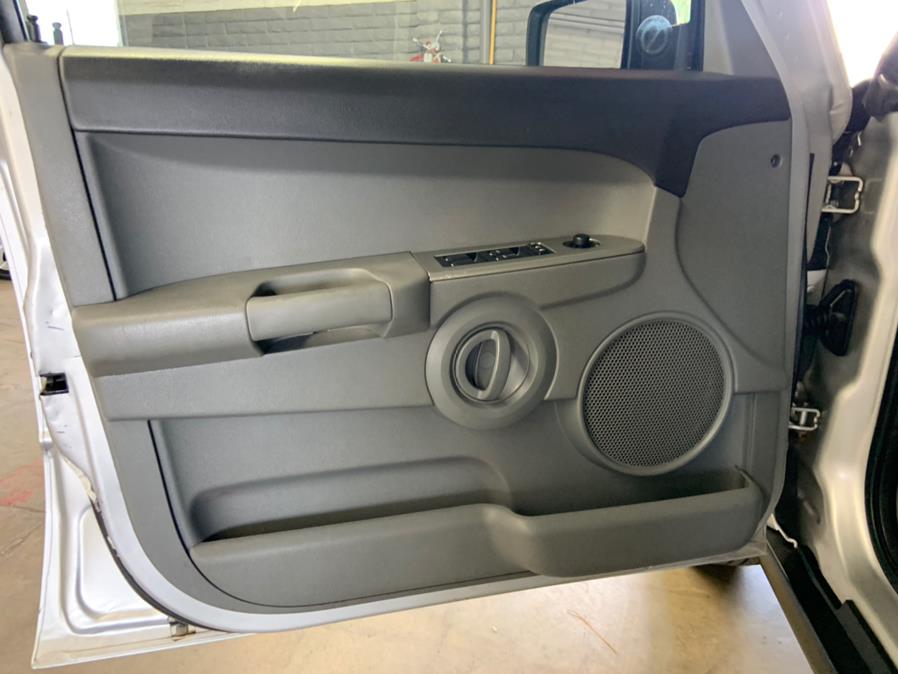 2007 Jeep Commander 4WD 4dr Sport, available for sale in Garden Grove, California | U Save Auto Auction. Garden Grove, California 2007 Jeep Commander 4WD 4dr Sport, available for sale in Garden Grove, California | U Save Auto Auction. Garden Grove, California