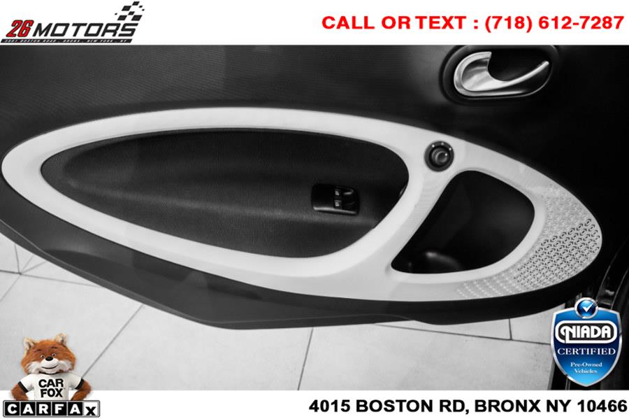 Used smart EQ fortwo pure coupe 2019 | 26 Motors Corp. Bronx, New York Used smart EQ fortwo pure coupe 2019 | 26 Motors Corp. Bronx, New York