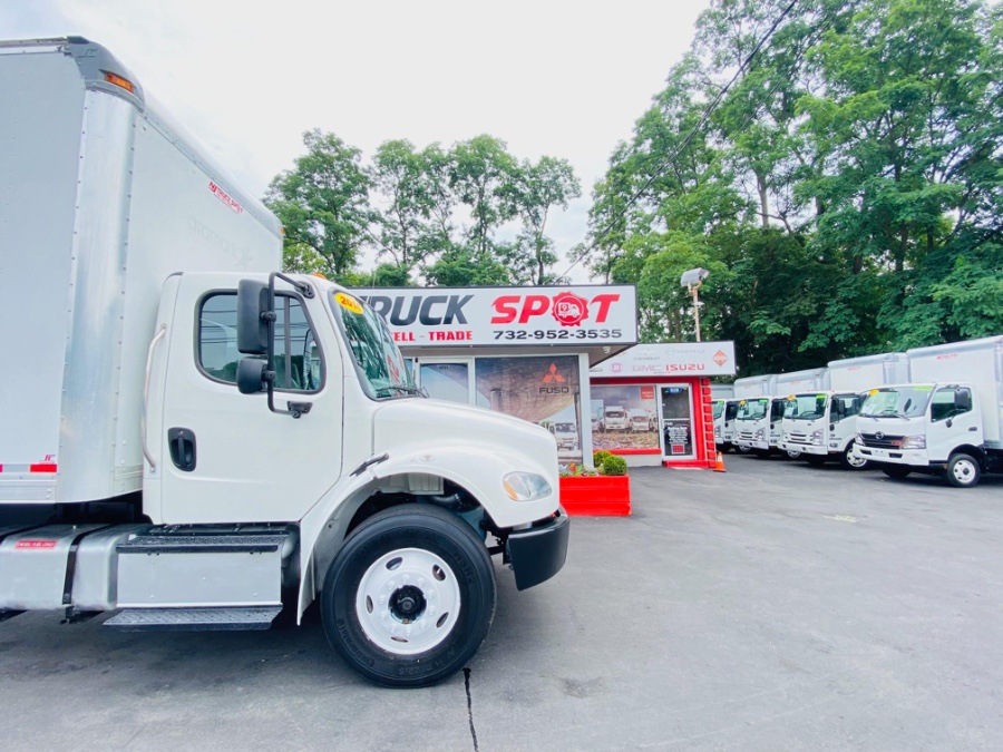 2014 FREIGHTLINER M2 26 FEET DRY BOX + LIFT GATE + NO CDL, available for sale in South Amboy, New Jersey | NJ Truck Spot. South Amboy, New Jersey 2014 FREIGHTLINER M2 26 FEET DRY BOX + LIFT GATE + NO CDL, available for sale in South Amboy, New Jersey | NJ Truck Spot. South Amboy, New Jersey
