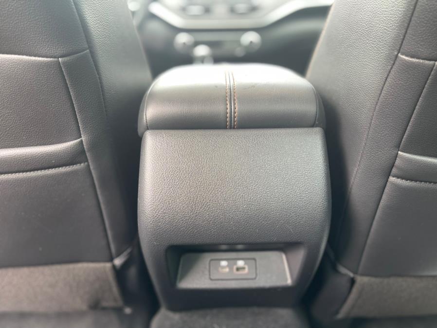Used Nissan Altima 2.0 SR Sedan 2019 | NYC Automart Inc. Brooklyn, New York Used Nissan Altima 2.0 SR Sedan 2019 | NYC Automart Inc. Brooklyn, New York